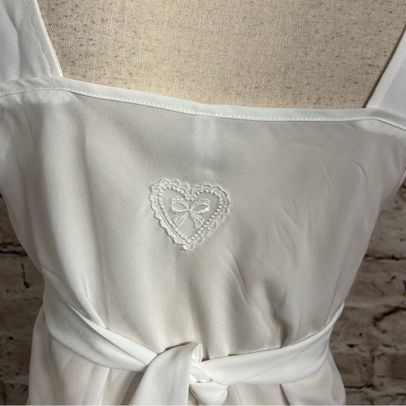 Jogé Nightgown White Mid Length Wedding Night Gown Tie Back Embroidered … - Picture 6 of 10